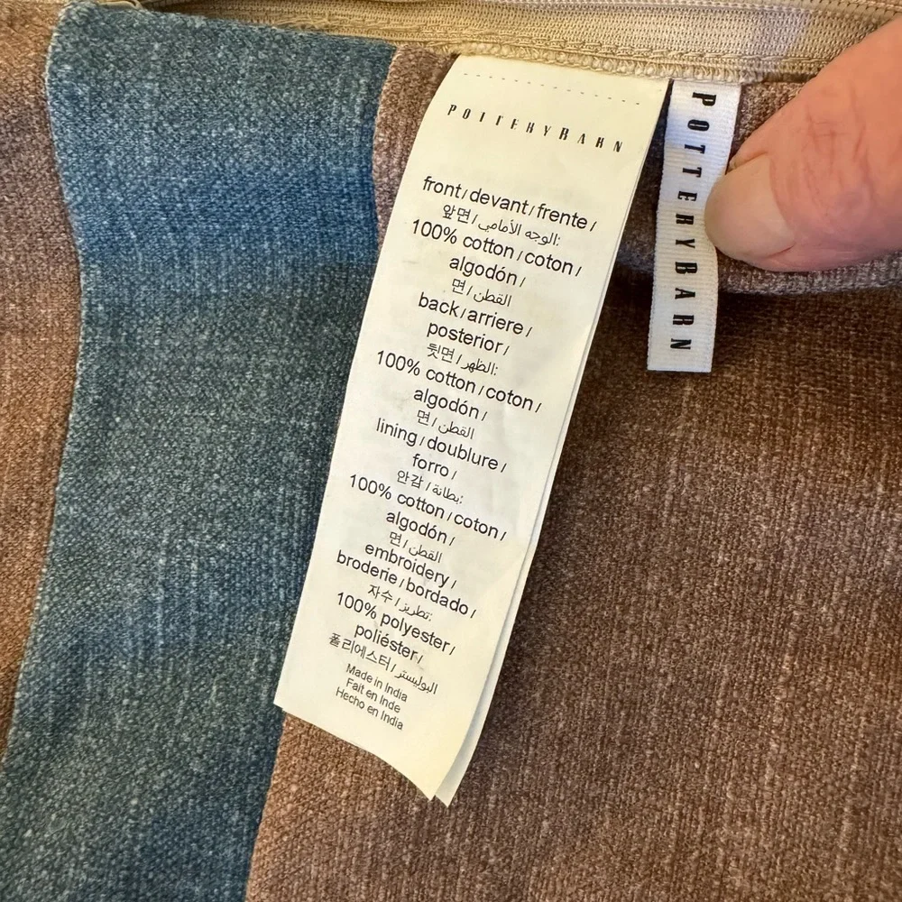 Pottery Barn Izal Pieced Lumbar Pillow Covers – Set of 2 – EUC